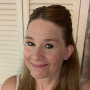 Meet your Posher, Tina